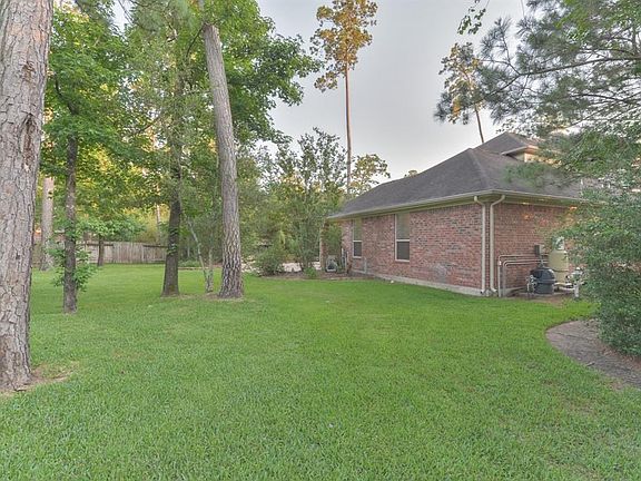 Backyard offers plenty of green space
