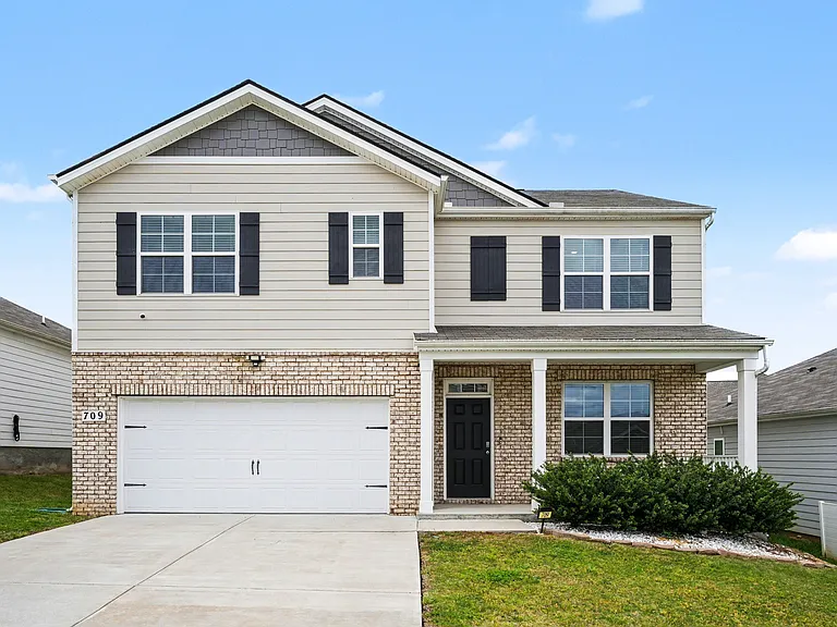 709 Pintail Pointe — Photo 2
