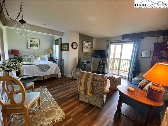 3rd image of 111 Sugar Ski Drive #11-402
