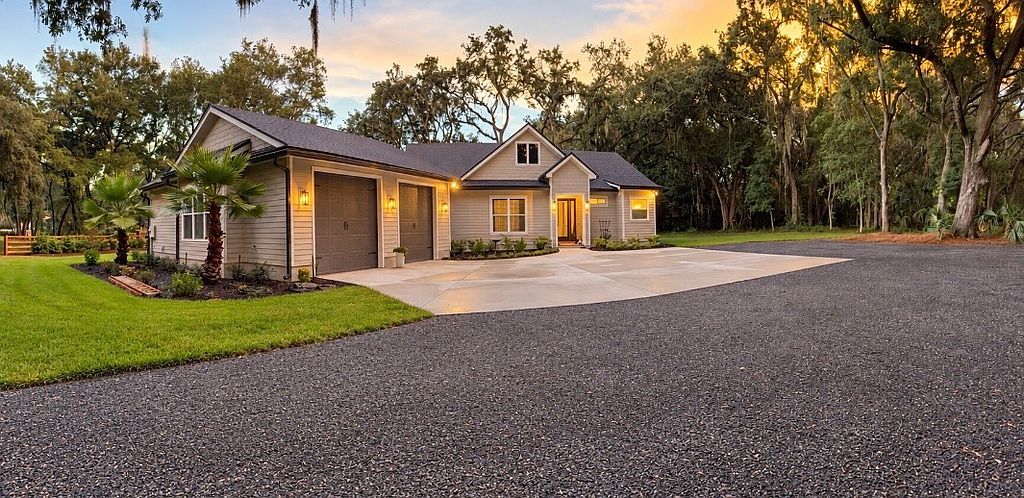 743 Landress Ln - Property Image