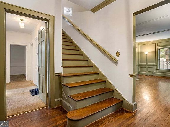 5th image of 444 Glendale Ave