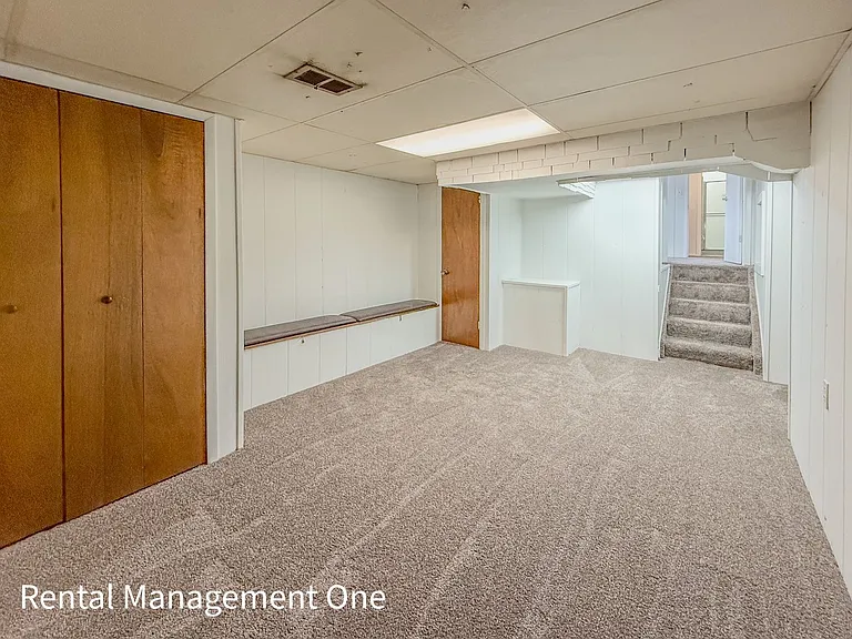 5604 Haymeadow Dr — Photo 31