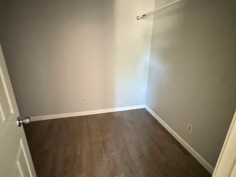 1328 Juniper Dr #4 — Photo 8