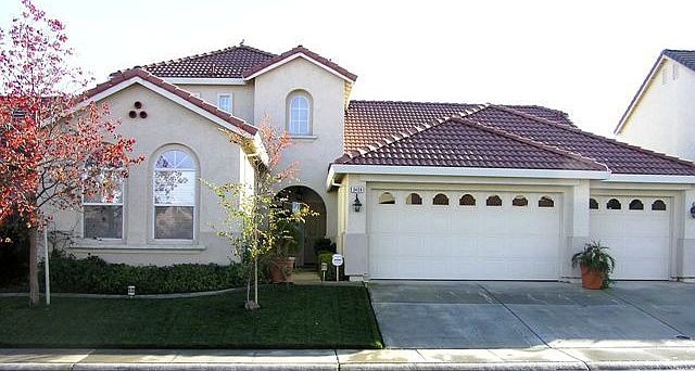 Spanish style Home on Quiet Culdesac