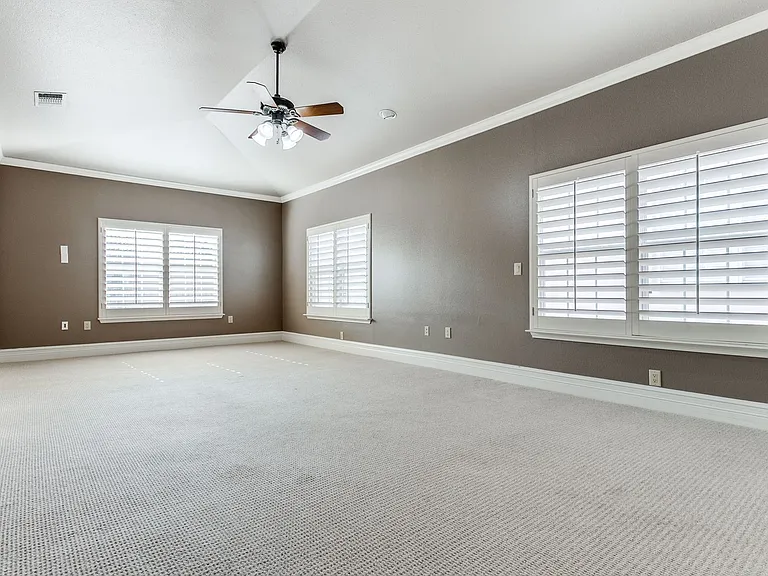 7897 Broadway #702 — Photo 13