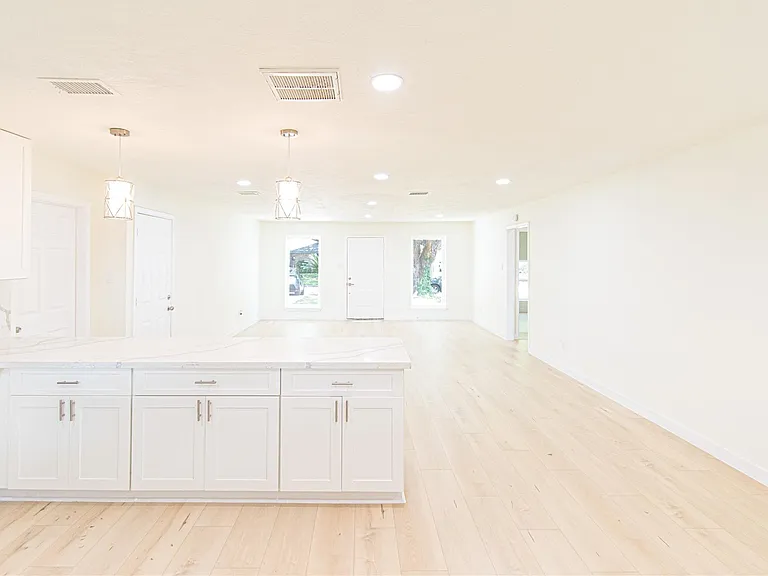 13619 Elm Ct — Photo 13