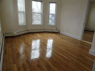 38 Bond St APT 2R, Somerville, MA 02145