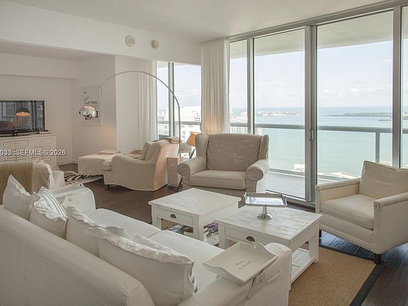 3rd image of 465 Brickell Ave APT 4703