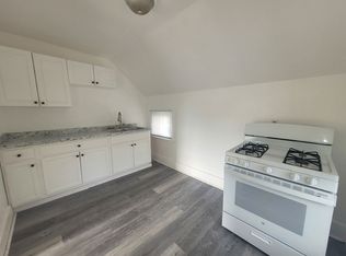 419 N Memorial Dr, Racine, WI 53404