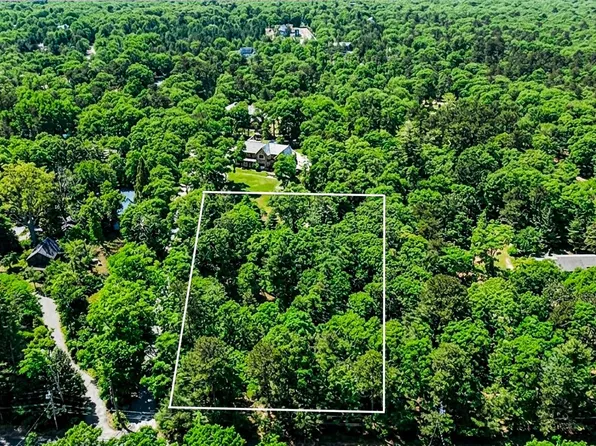 732 Sag Harbor Tpke, East Hampton, NY 11937