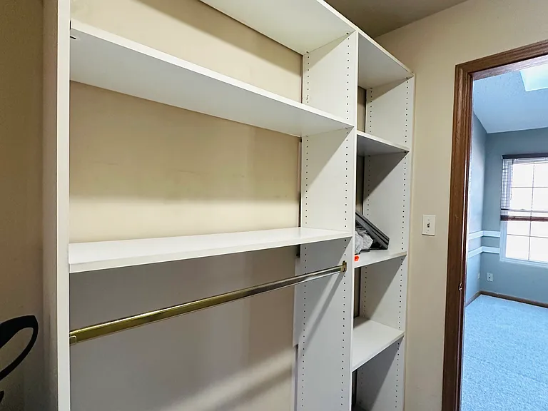 Master bedroom Walking Closet