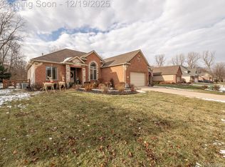 7087 Sierra Ln, Temperance, MI 48182