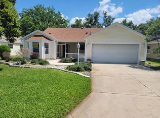 1033 Oak Forest Dr, The Villages, FL 32162