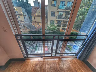 Rented by RELEASE NY