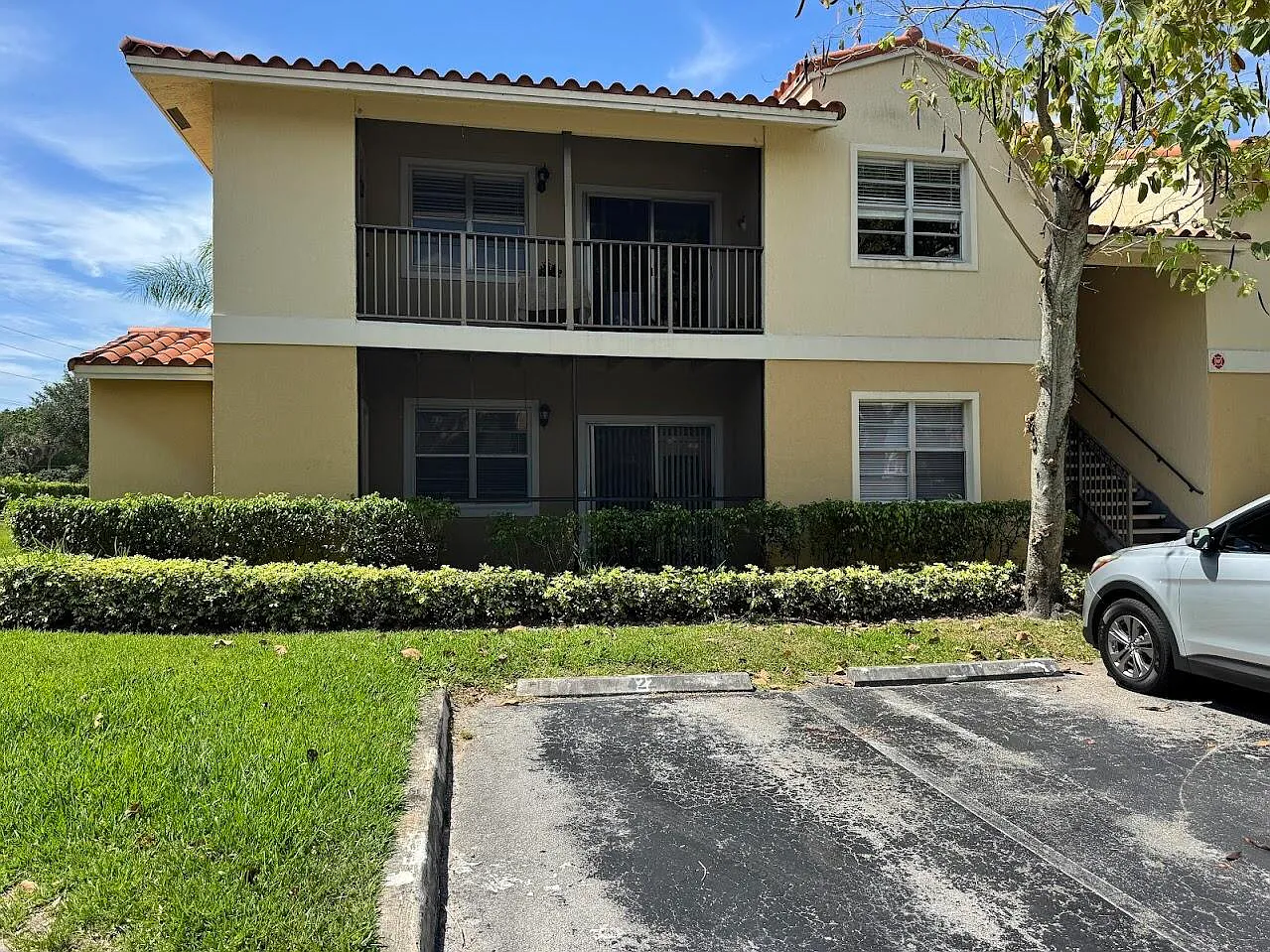 1 bed, 1.0 bath, 785 sqft, $1,550 — Photo 1