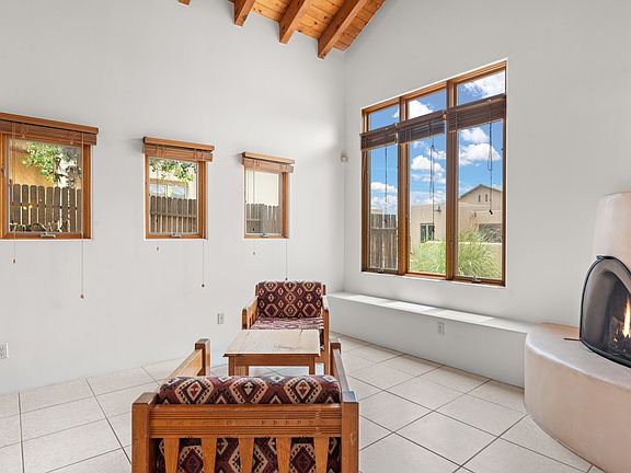 5th image of 3242 La Paz Ln