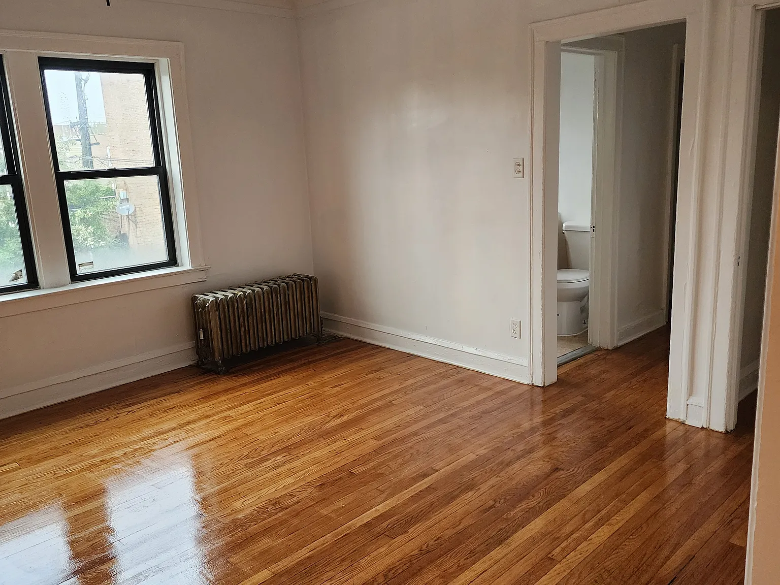 1 bed, 700 sqft, $850 — Photo 1