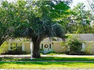 216 E River Rd, Wewahitchka, FL 32465