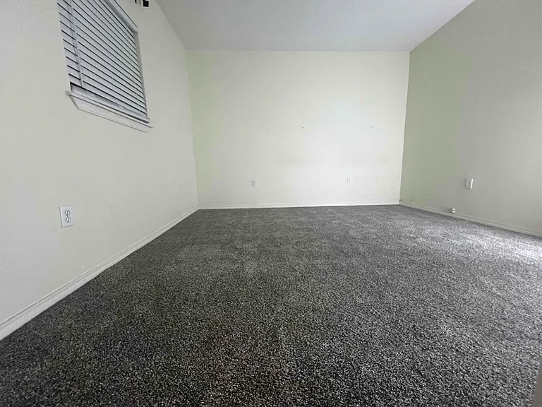 7605 S 230th East Ave — Photo 9