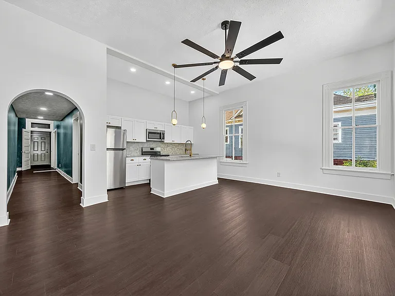 2806 Beacon Ave #B — Photo 39