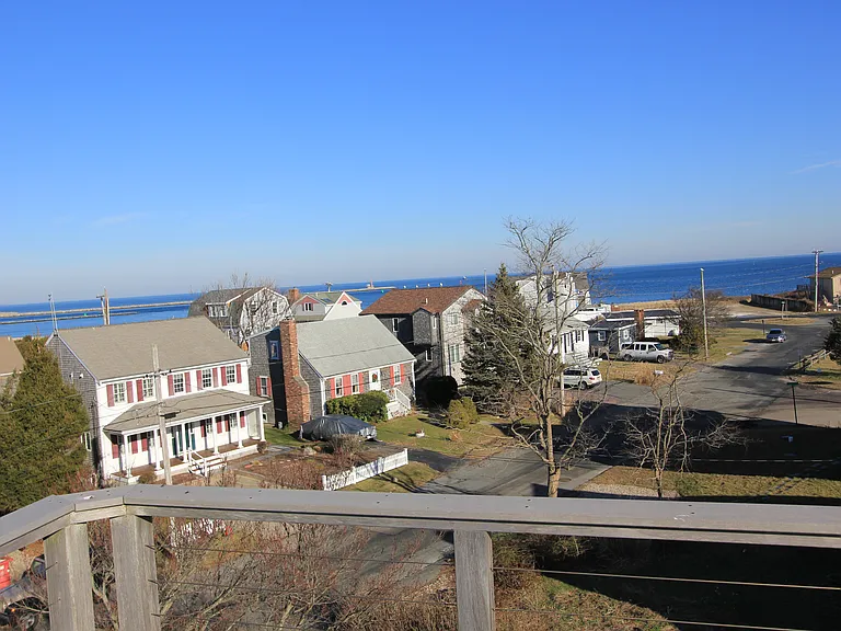 3 Feake Ave — Photo 42