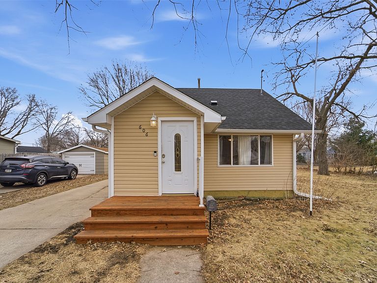 Listing photo 2