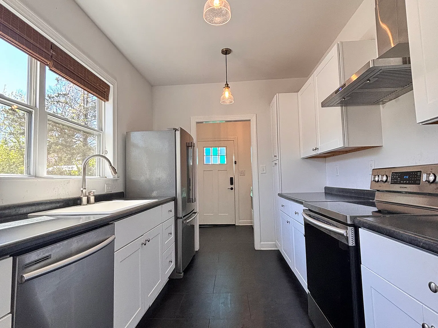 620 Massey Ave — Photo 4