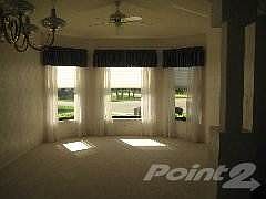 candlestone family room