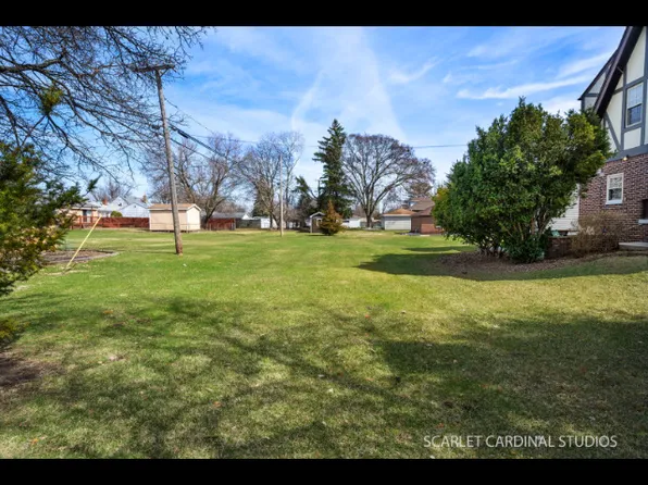 800 S Harvard Ave, Villa Park, IL 60181