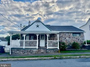124 N Railroad Ave, Frackville, PA 17931