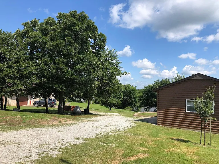 722 Mayfield Rd — Photo 10
