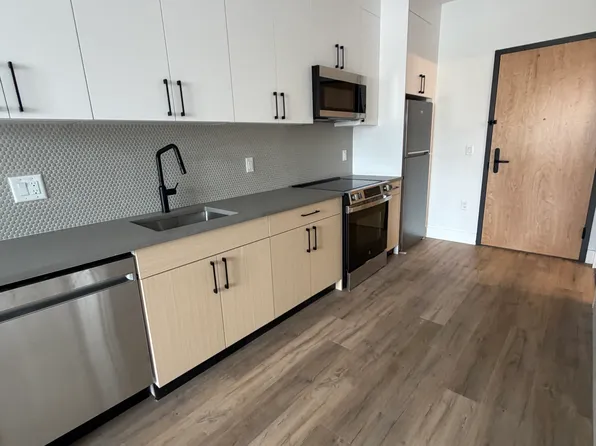 496 Communipaw Avenue image 1 of 8