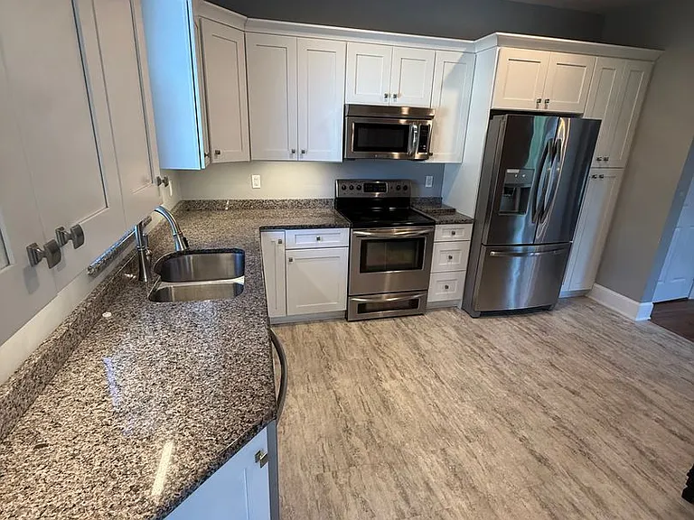 21 N Kershaw St — Photo 11