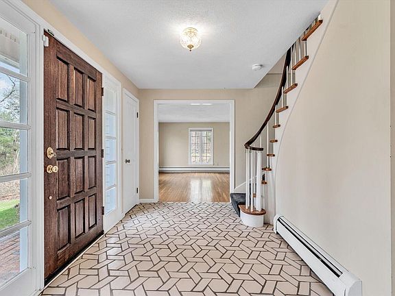 4th image of 20 Howland Lane