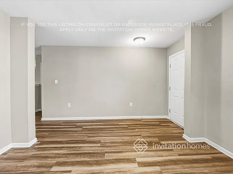 4924 Broad Leaf Ct — Photo 7