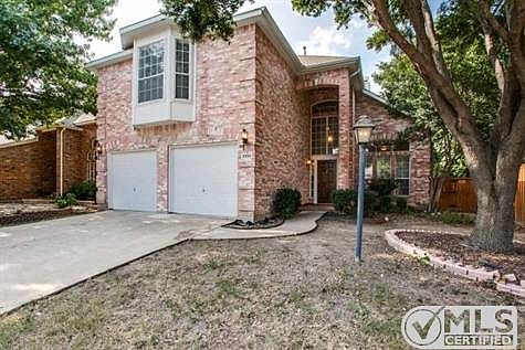 2nd image of 2109 Glenmont Dr