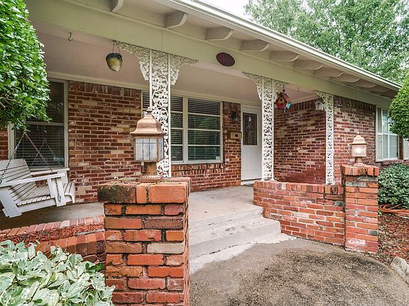 2nd image of 529 Highland Blvd