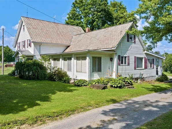388 N 3rd St, West Farmington, OH 44491