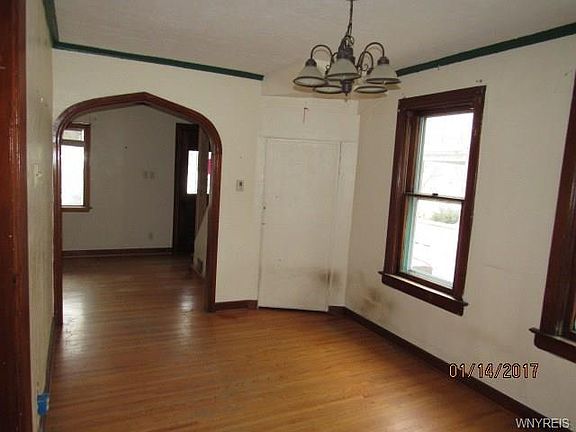 4th image of 127 Bellwood Ave