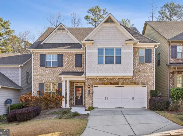 1210 Roswell Manor Cir, Roswell, GA 30076