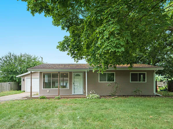 17083 Lovers Ln, Three Rivers, MI 49093