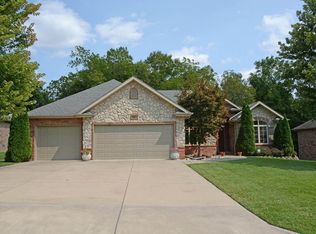 5738 S Winsor Dr, Battlefield, MO 65619