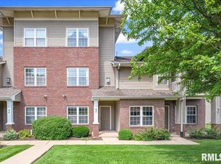 11217 Oakwood Dr #65, Peoria, IL 61615