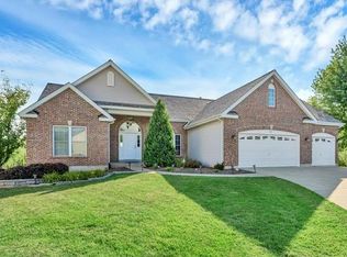 1083 Pearview Dr, O Fallon, MO 63376