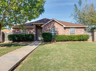 1633 Taylorcrest Dr, Dallas, TX 75253