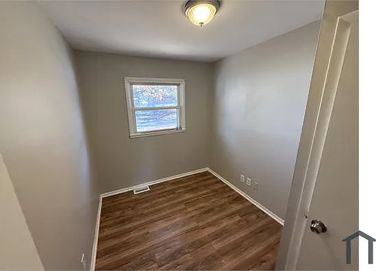 10523 Braemar Dr — Photo 6