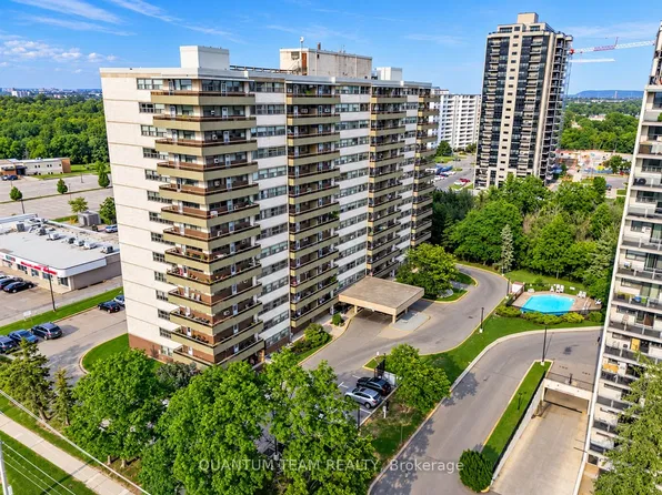 215 Glenridge Ave #1005, Saint Catharines, ON L2T 3J7