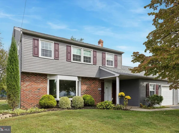 4181 Marianne Dr, Brookhaven, PA 19015