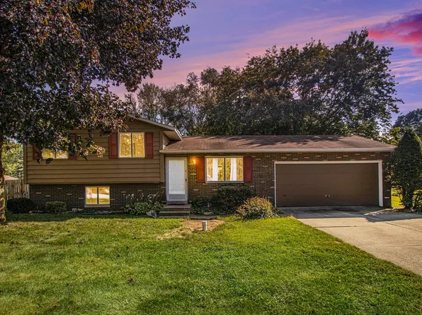 10822 Edison Rd, Osceola, IN 46561
