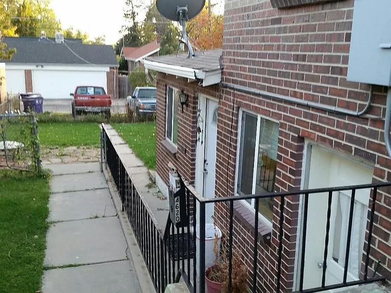 4620 W Hayward Pl — Photo 16